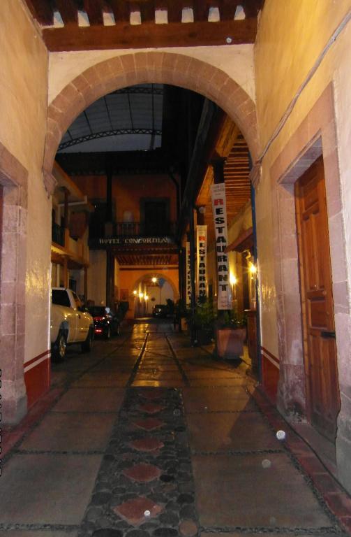 Hotel Concordia Pátzcuaro Екстериор снимка
